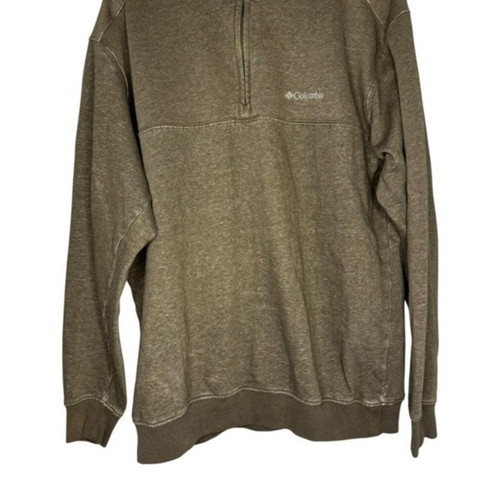 Khaki green Columbia quarter zip sweatshirt outdoor menswear